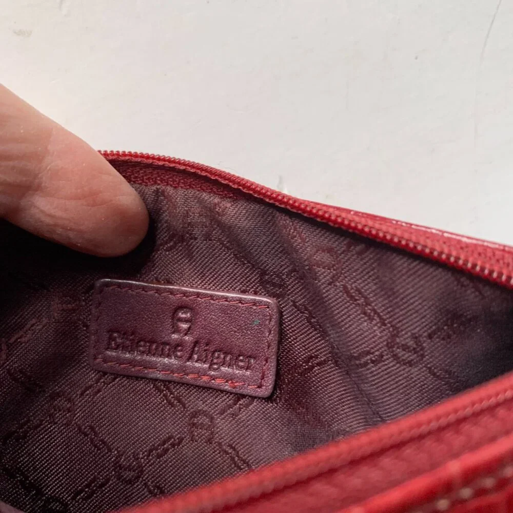 Etienne Aigner CROCODILE EMBOSSED COSMETIC CASE ZIPPED - Picture 7 of 9
